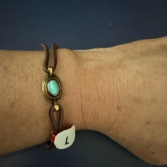 James Avery Leather Bracelet with Turquoise Stone. Retired. NWT - Picture 2 of 5